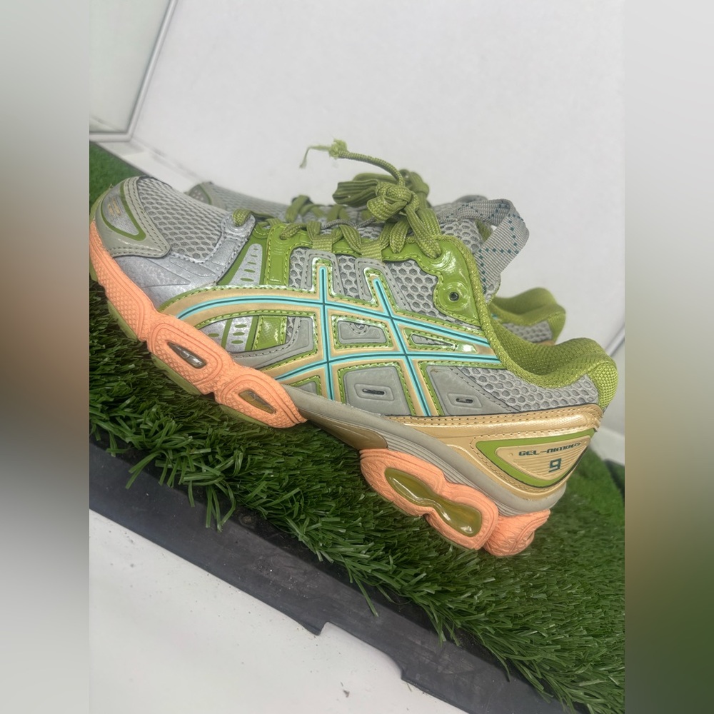 Women’s 6.5 ASICS UB3-S GEL NIMBUS 9  KIKO KOSTADINOV (ABBEY STONE)